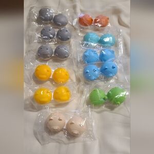 Set Of 11 Animal Contact Cases New